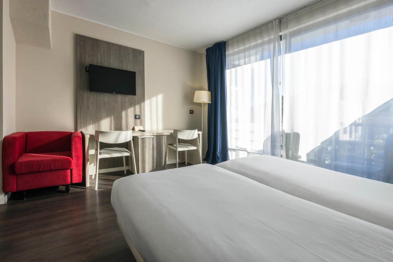 Hotel La Palma De ยาเนส ภายนอก รูปภาพ