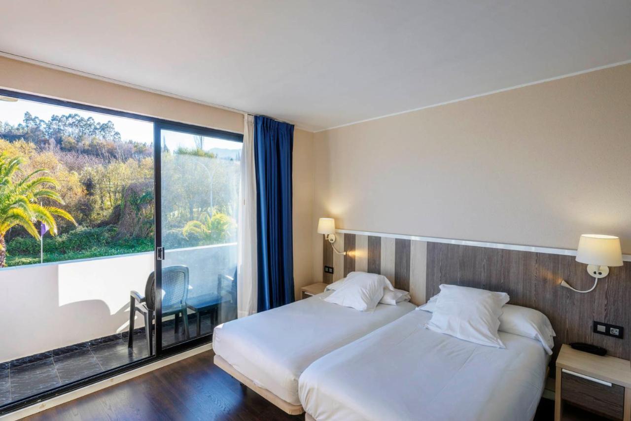 Hotel La Palma De ยาเนส ภายนอก รูปภาพ
