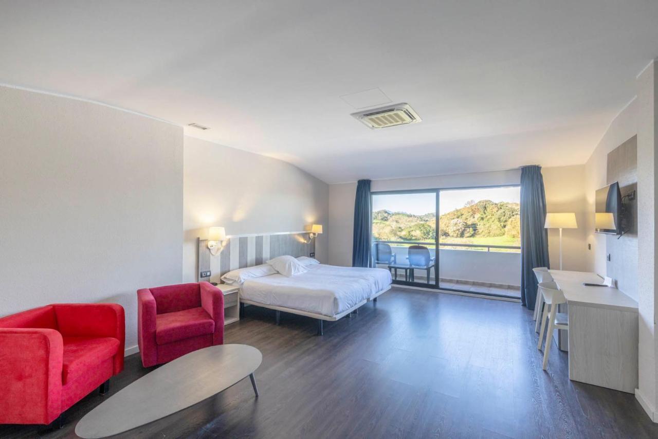 Hotel La Palma De ยาเนส ภายนอก รูปภาพ