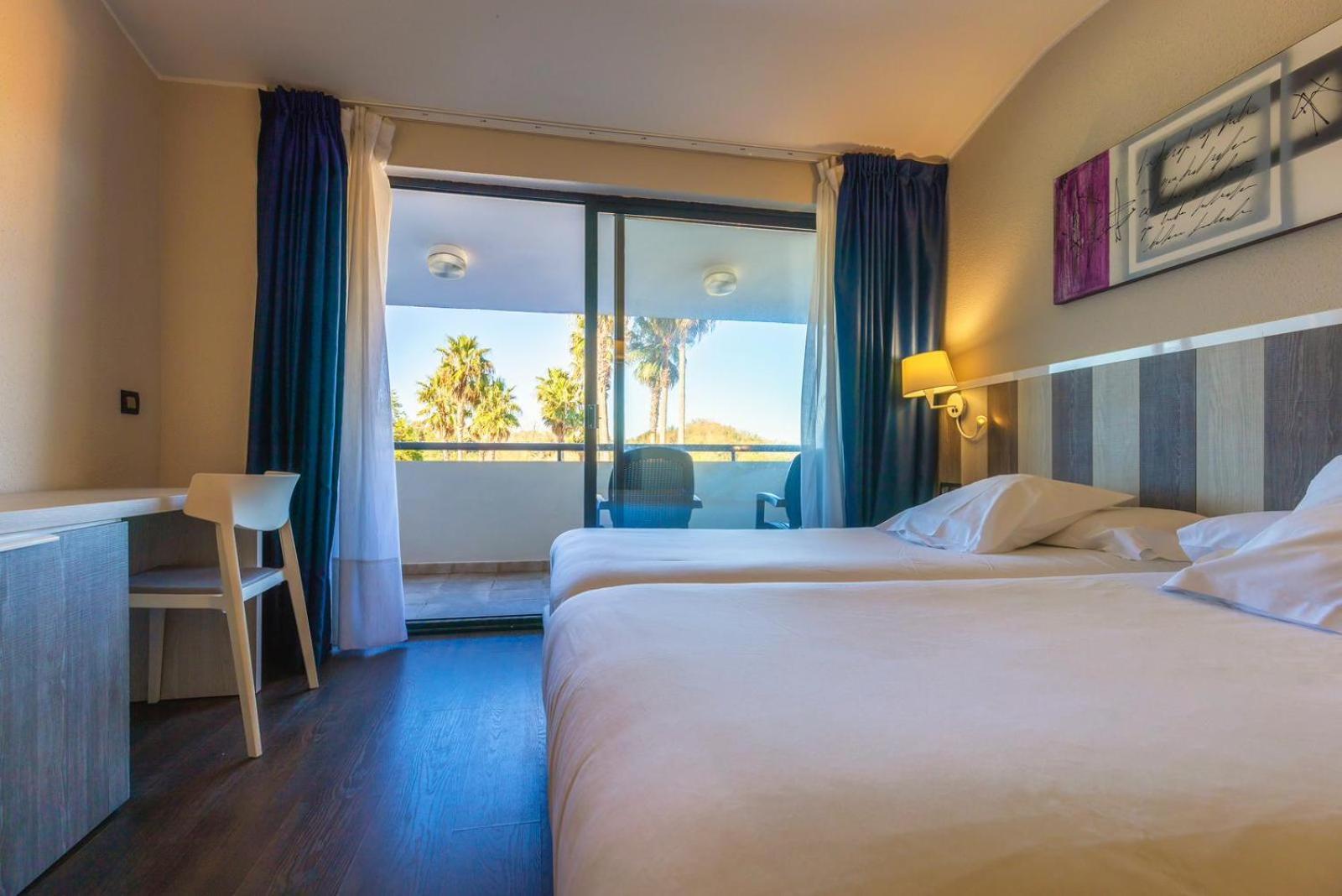 Hotel La Palma De ยาเนส ภายนอก รูปภาพ