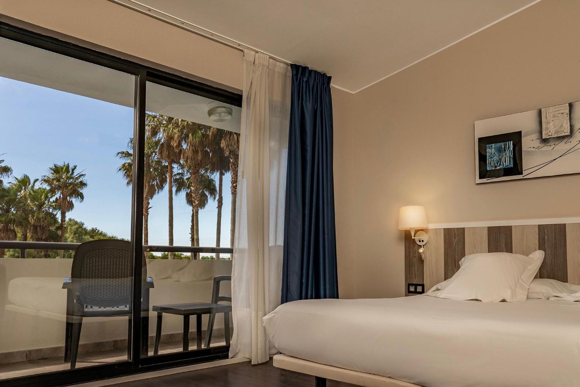 Hotel La Palma De ยาเนส ภายนอก รูปภาพ